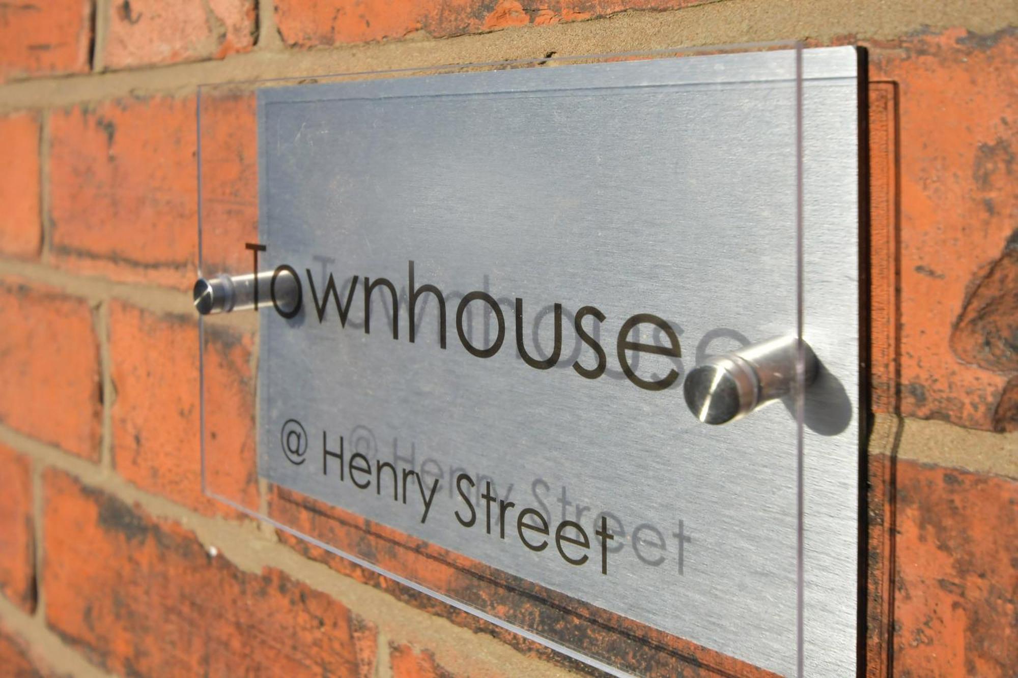 فندق Townhouse @ Henry Street كرو المظهر الخارجي الصورة